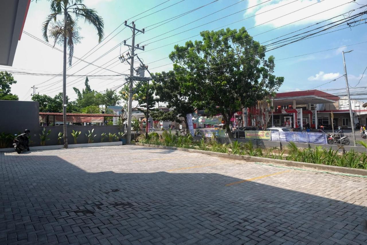 Sans Hotel Aurum Majapahit Semarang Luaran gambar