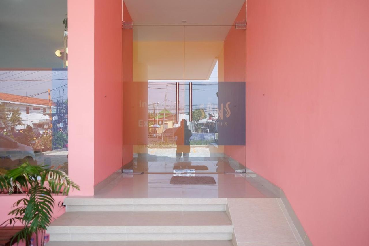 Sans Hotel Aurum Majapahit Semarang Luaran gambar